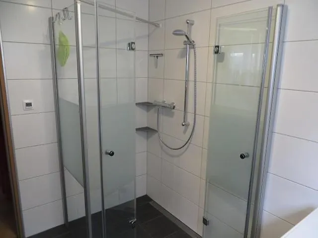 Boller I Fuer 5 Personen Апартаменты *